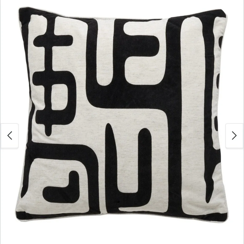 Safavieh Accent MAIZE Ivory/black  PIL162A-20x20